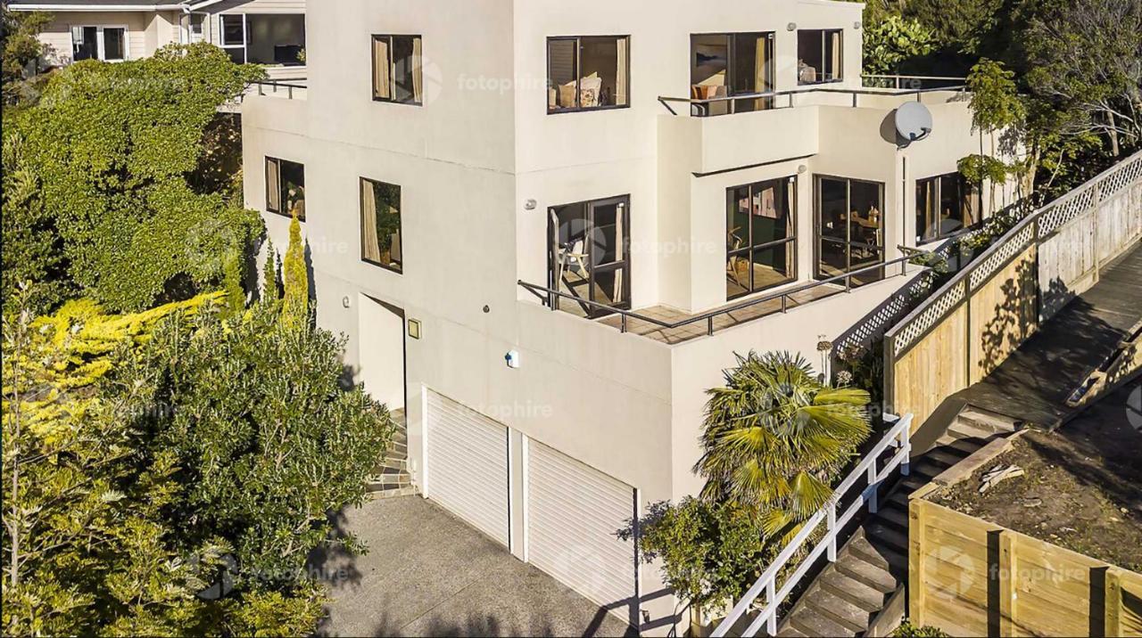 Lux. Room With Ensuite Wellington Exterior photo