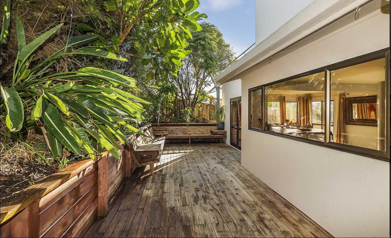 Lux. Room With Ensuite Wellington Exterior photo